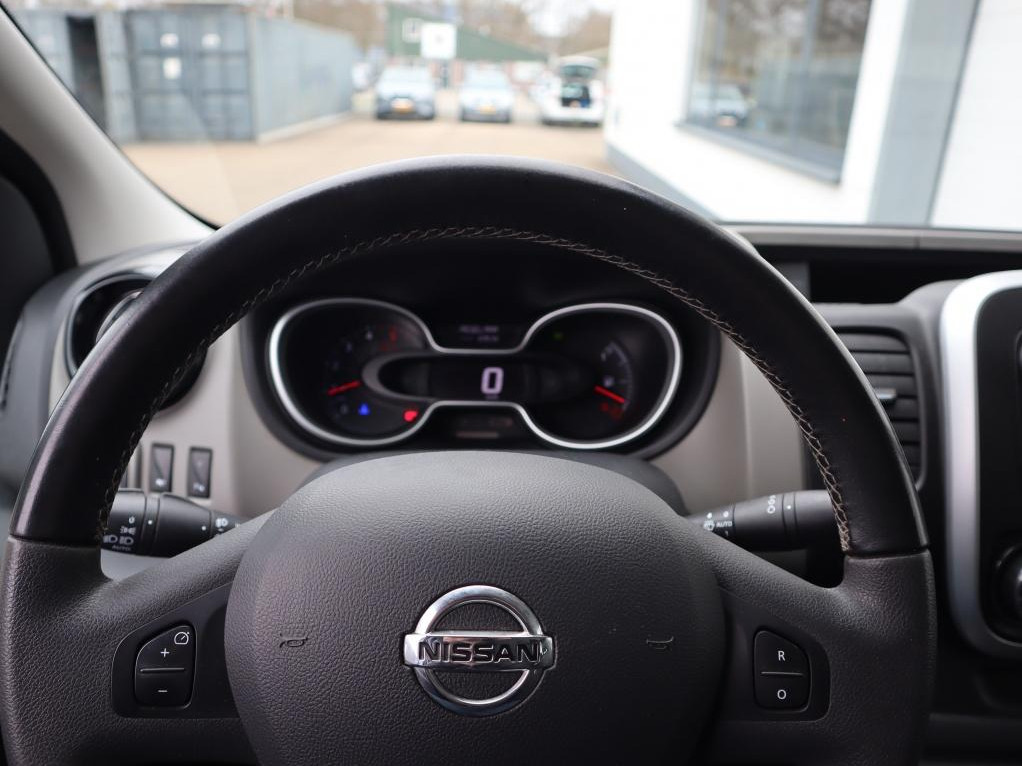 Nissan Nissan