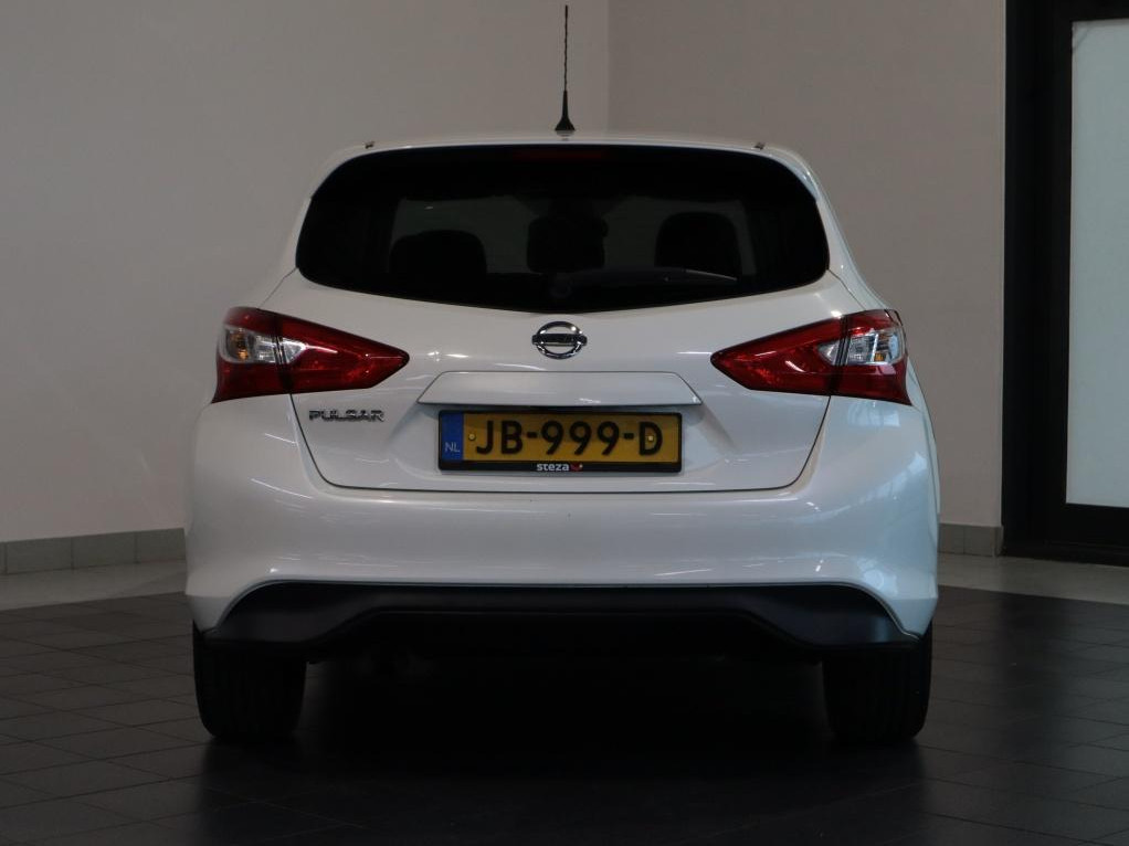 Nissan Nissan