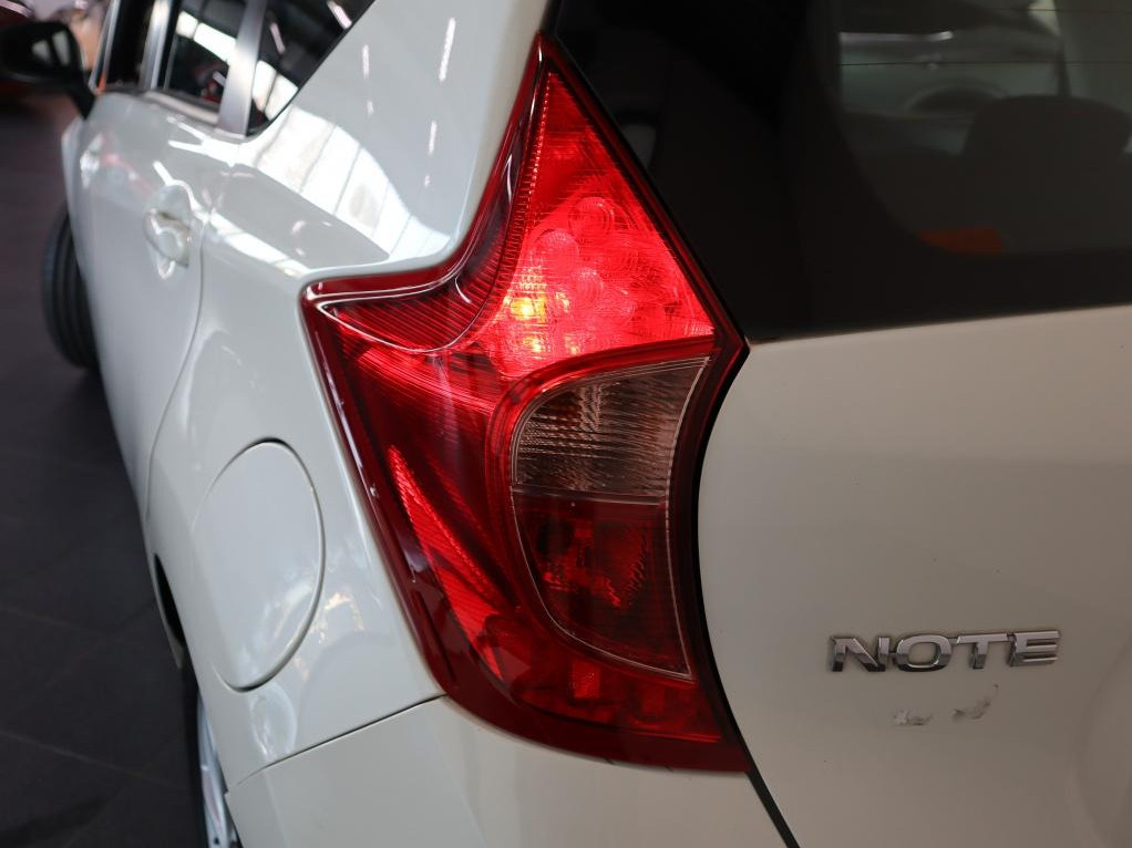 Nissan Nissan