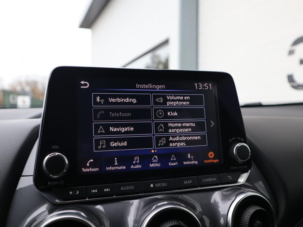 Nissan Nissan