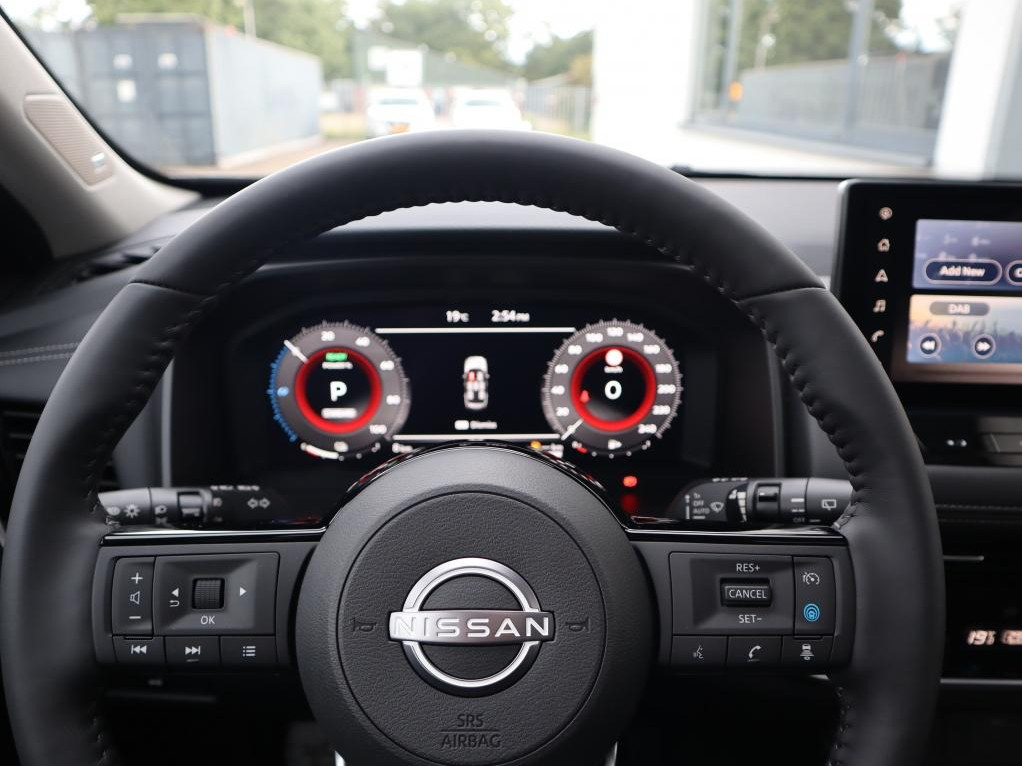Nissan Nissan