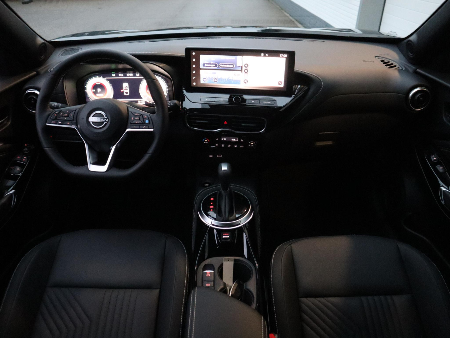 Nissan Nissan