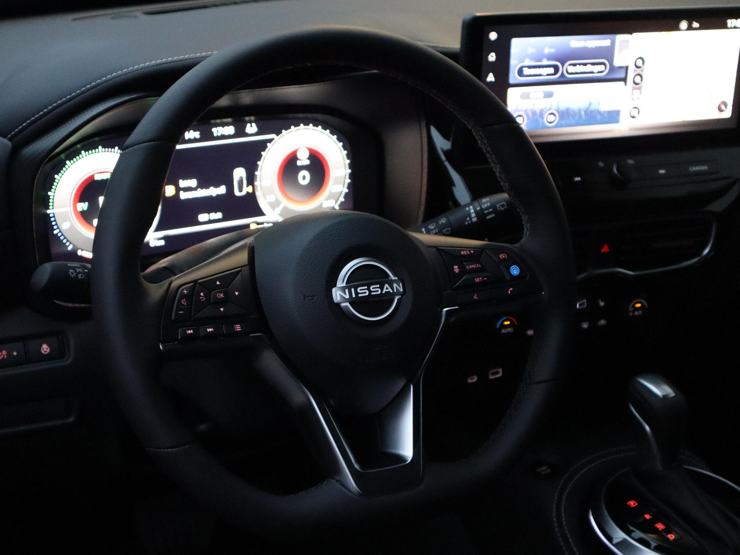 Nissan Nissan