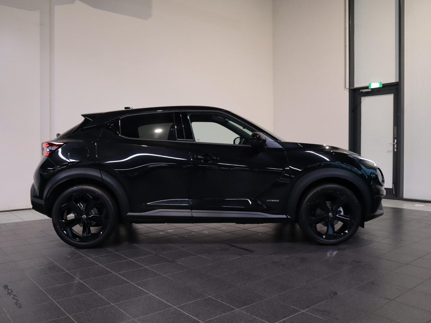 Nissan Nissan