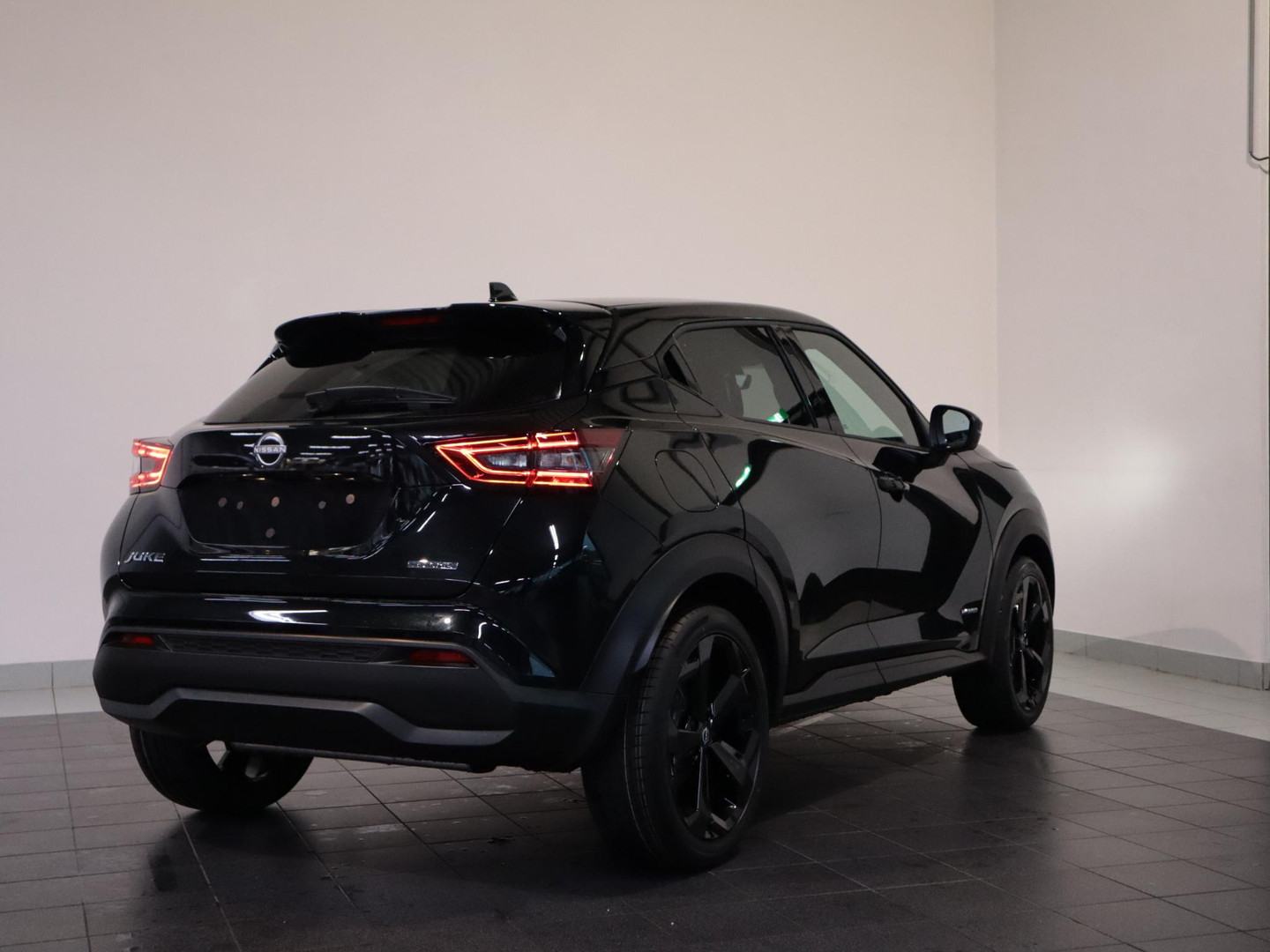 Nissan Nissan