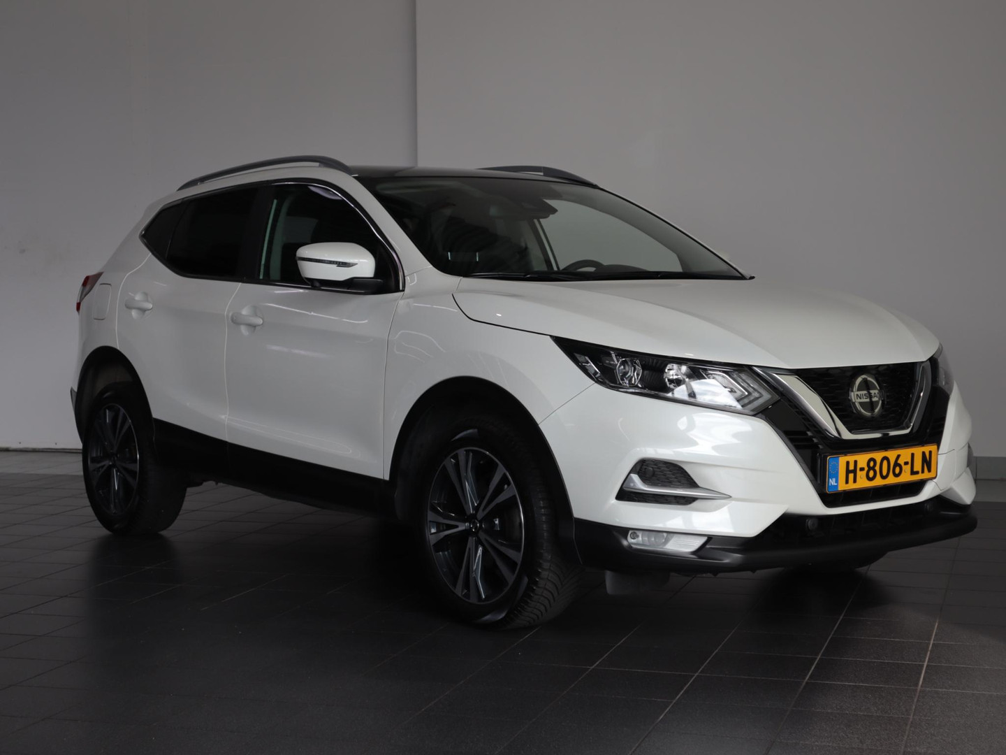 Nissan Nissan