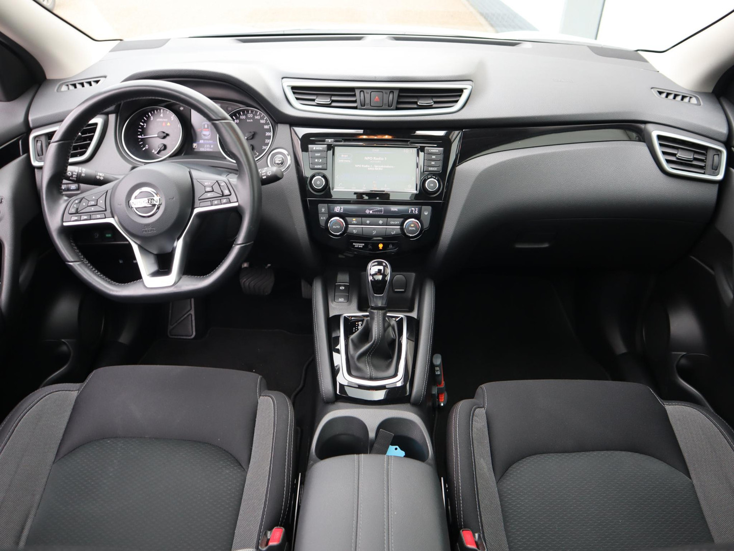 Nissan Nissan