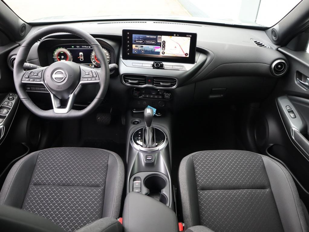 Nissan Nissan