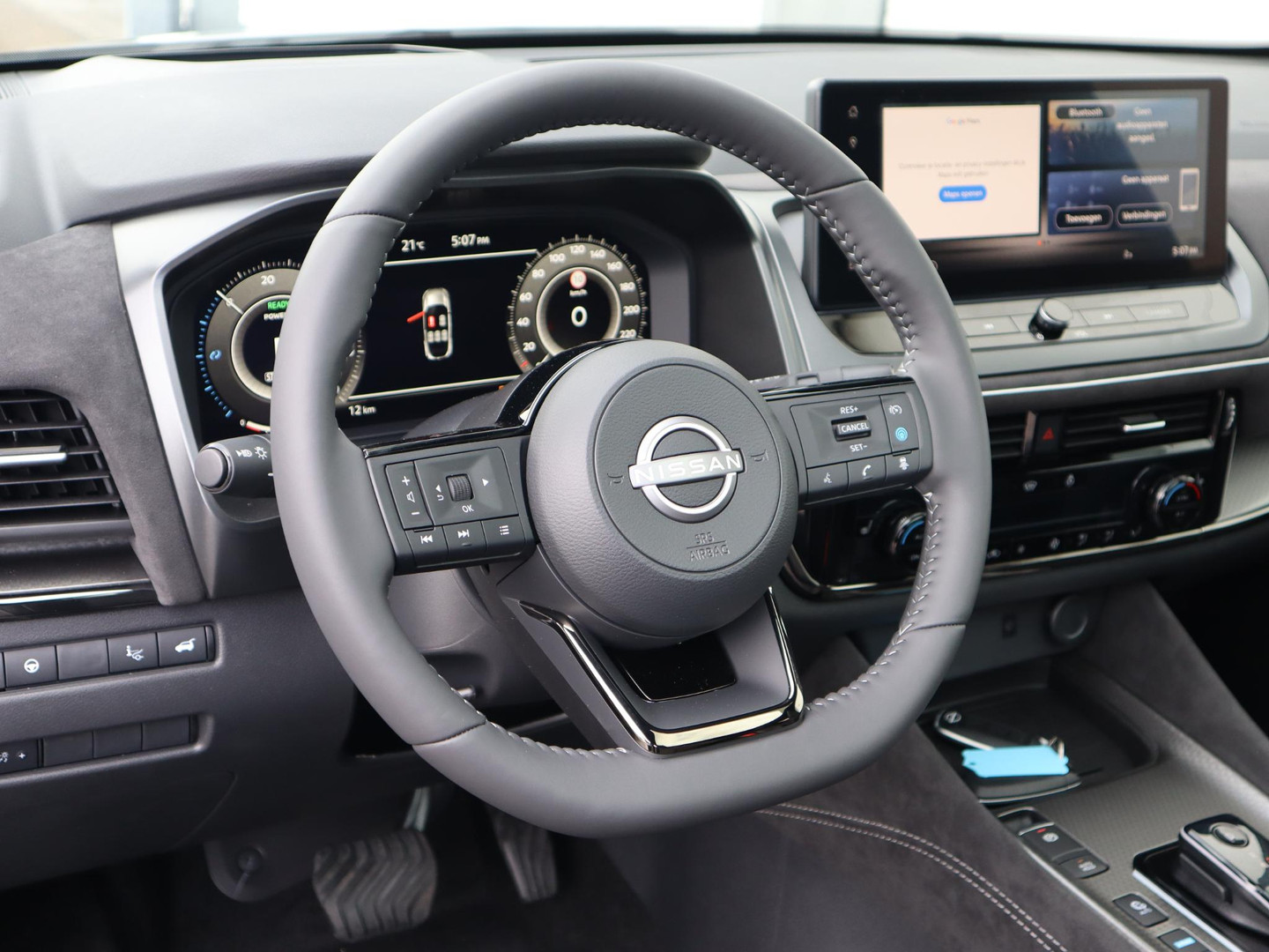 Nissan Nissan