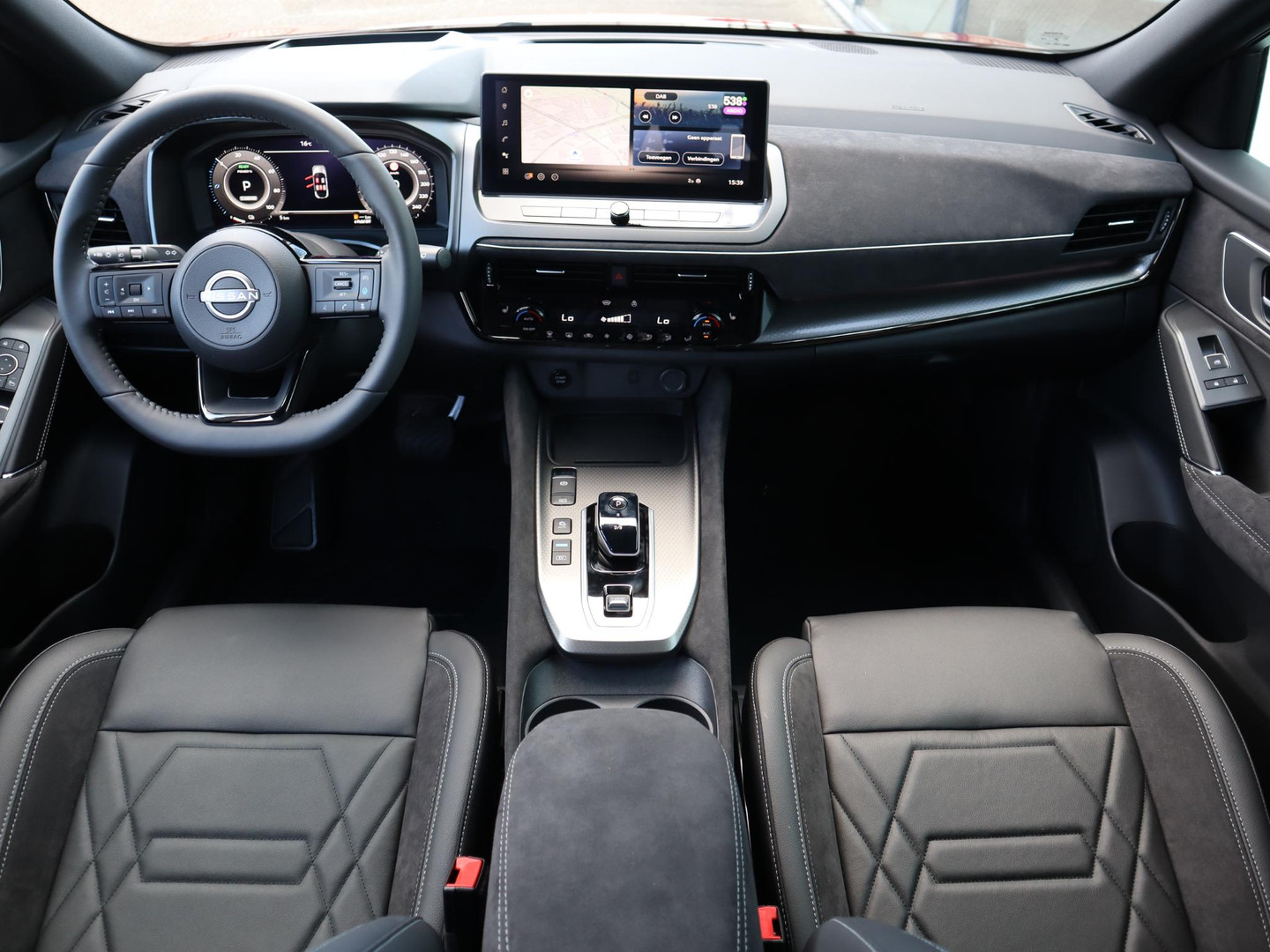 Nissan Nissan