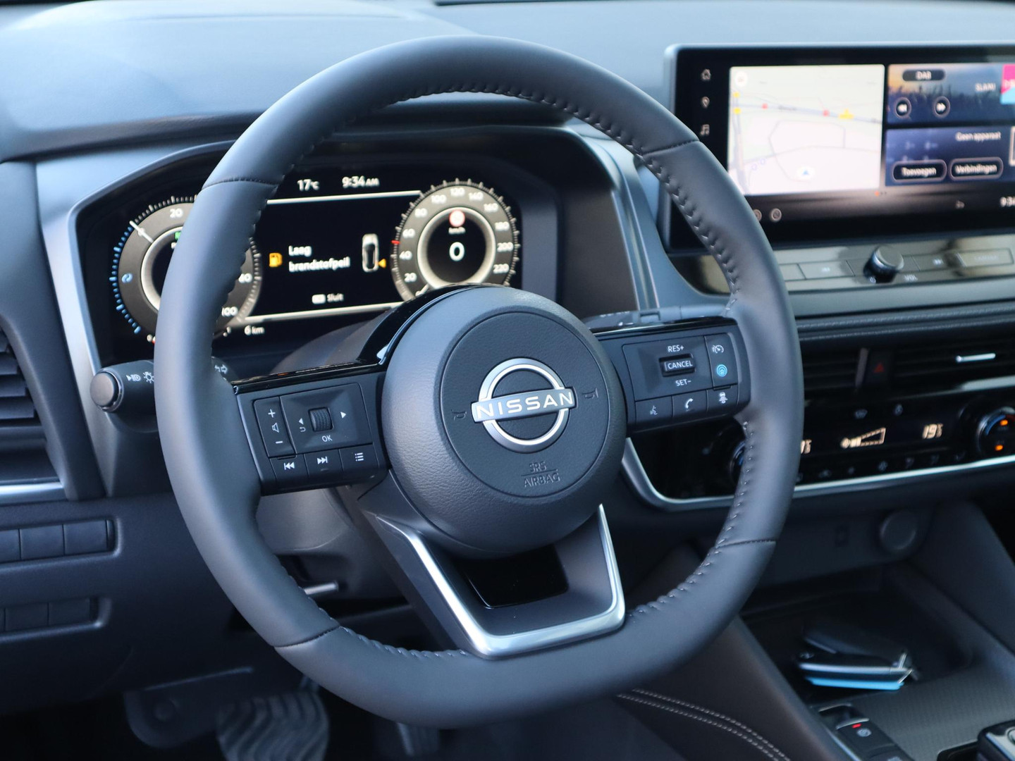 Nissan Nissan