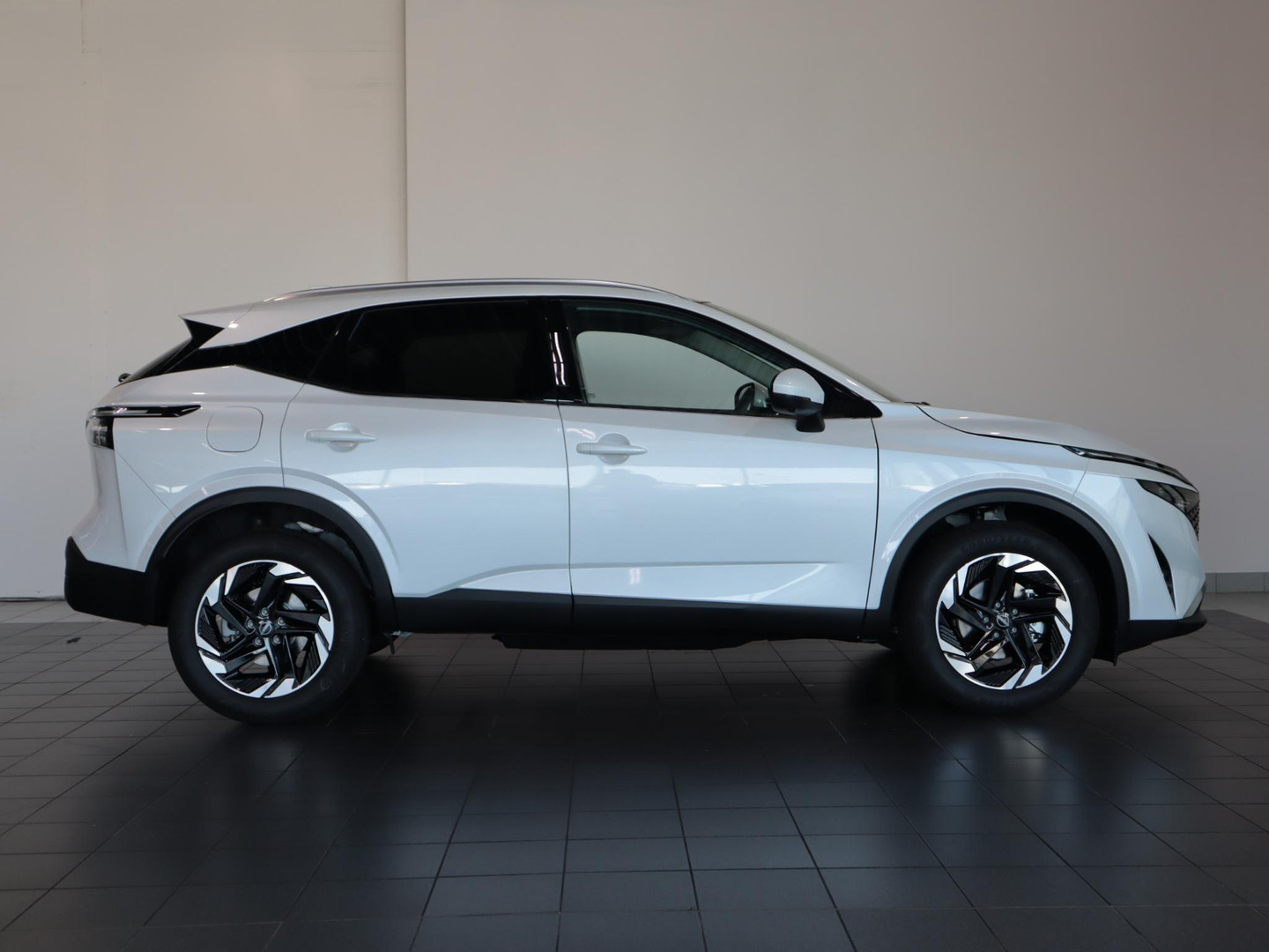 Nissan Nissan