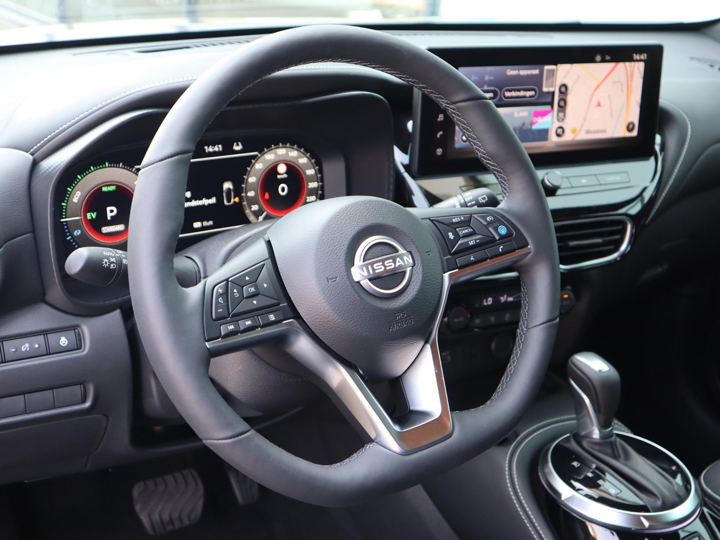 Nissan Nissan