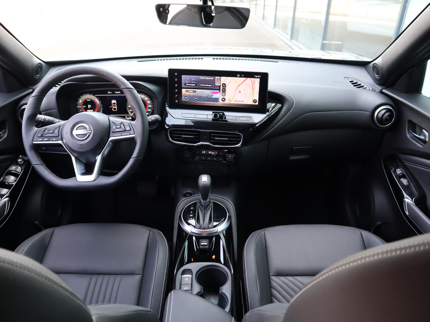 Nissan Nissan