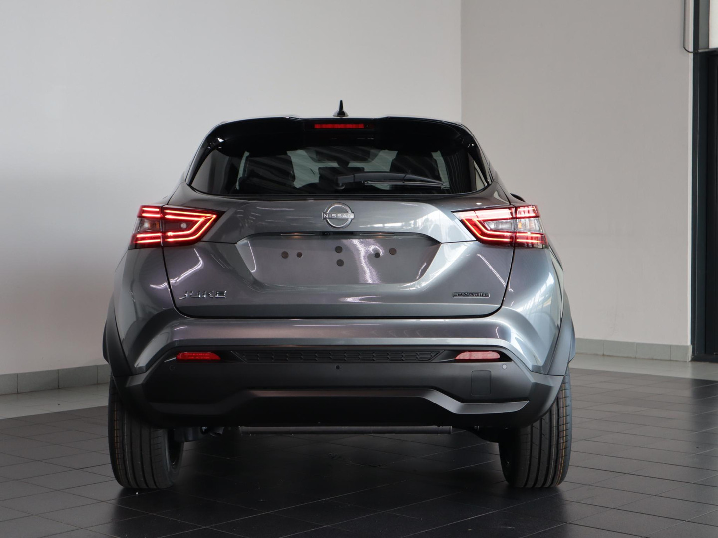 Nissan Nissan