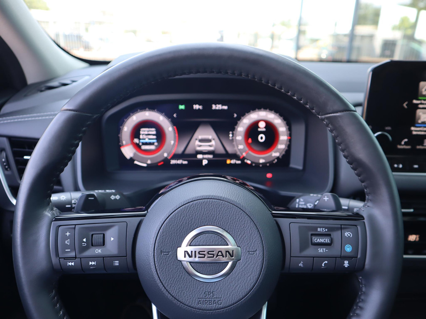 Nissan Nissan
