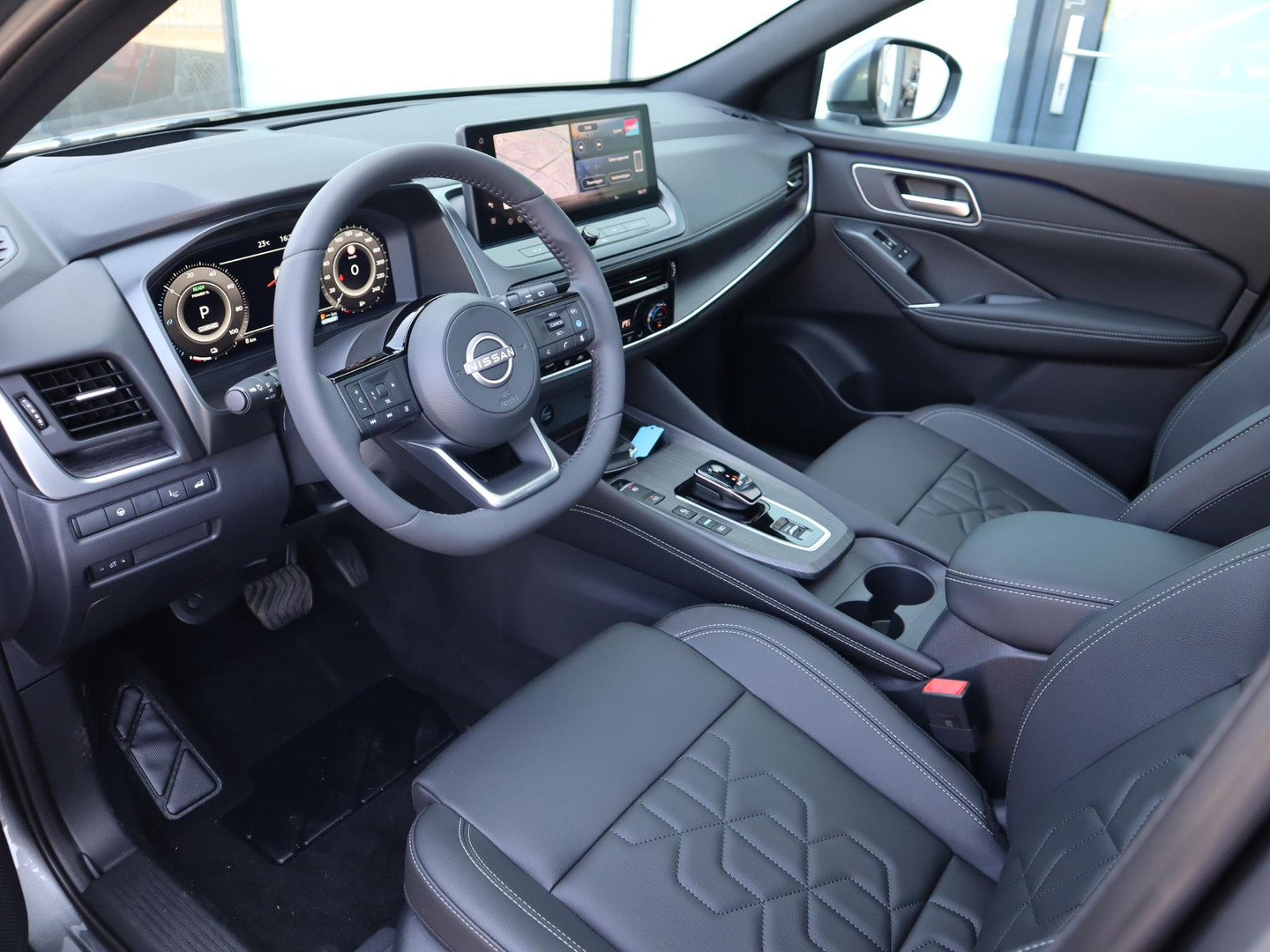 Nissan Nissan