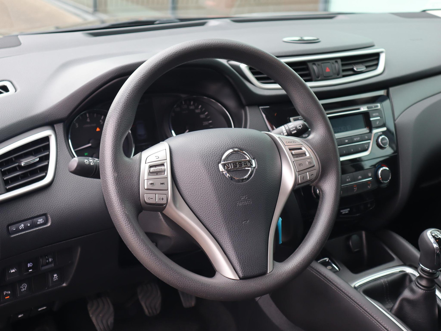 Nissan Nissan