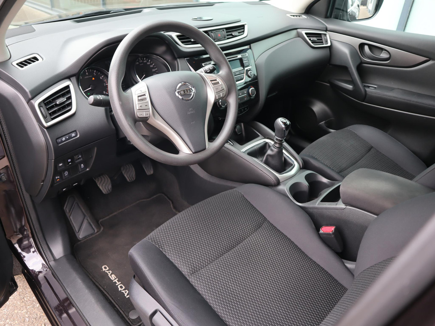 Nissan Nissan