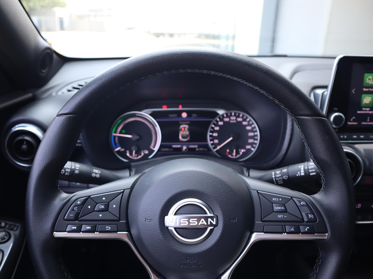 Nissan Nissan