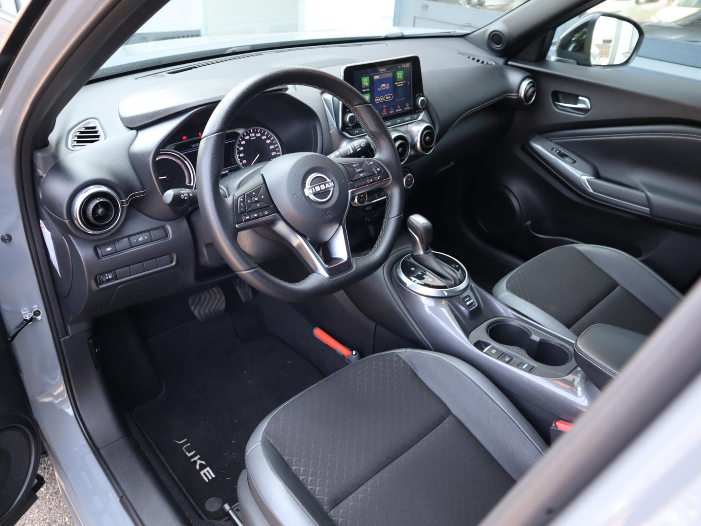 Nissan Nissan