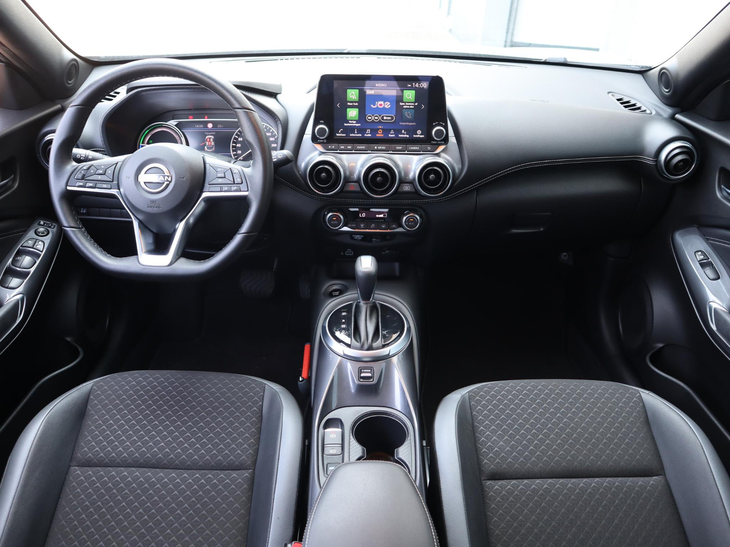 Nissan Nissan