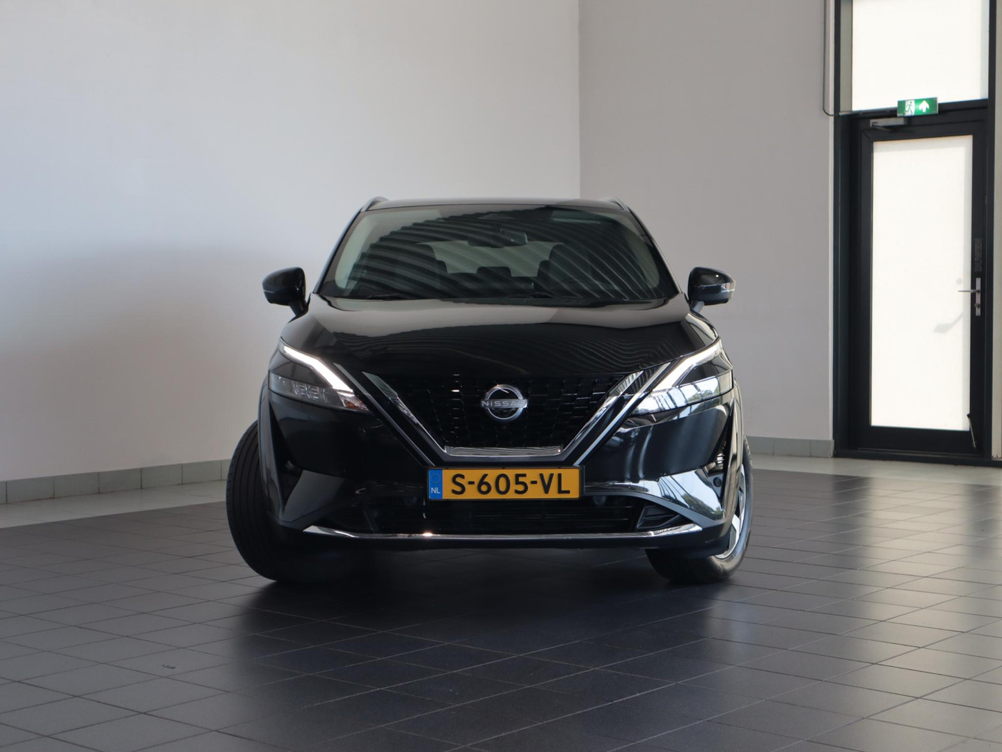 Nissan Nissan