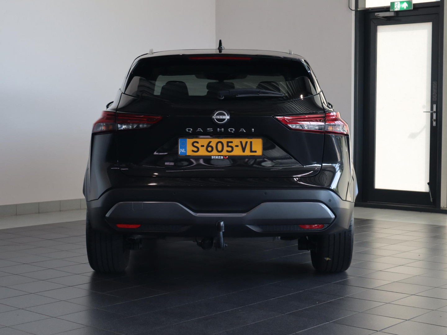 Nissan Nissan