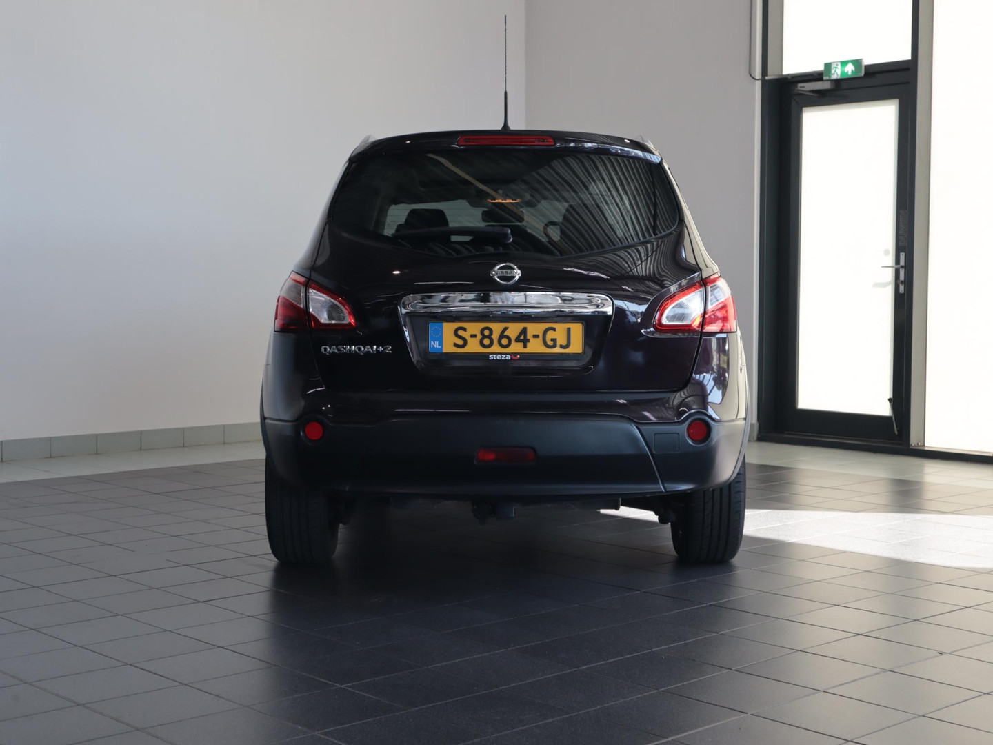 Nissan Nissan