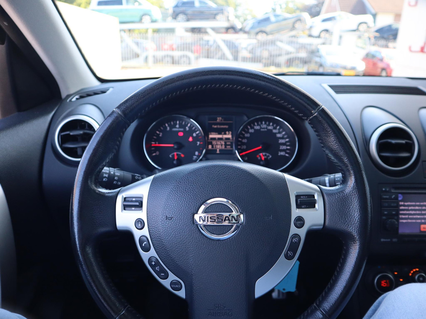 Nissan Nissan