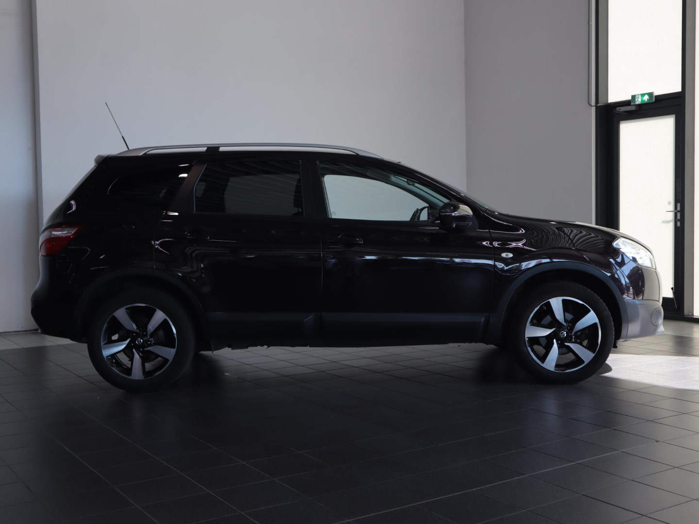Nissan Nissan