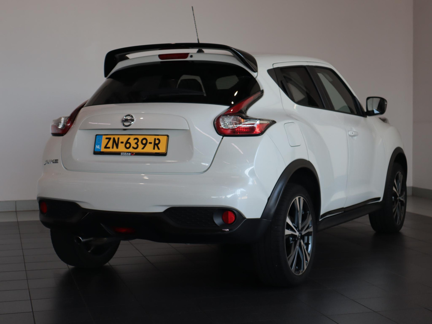 Nissan Nissan