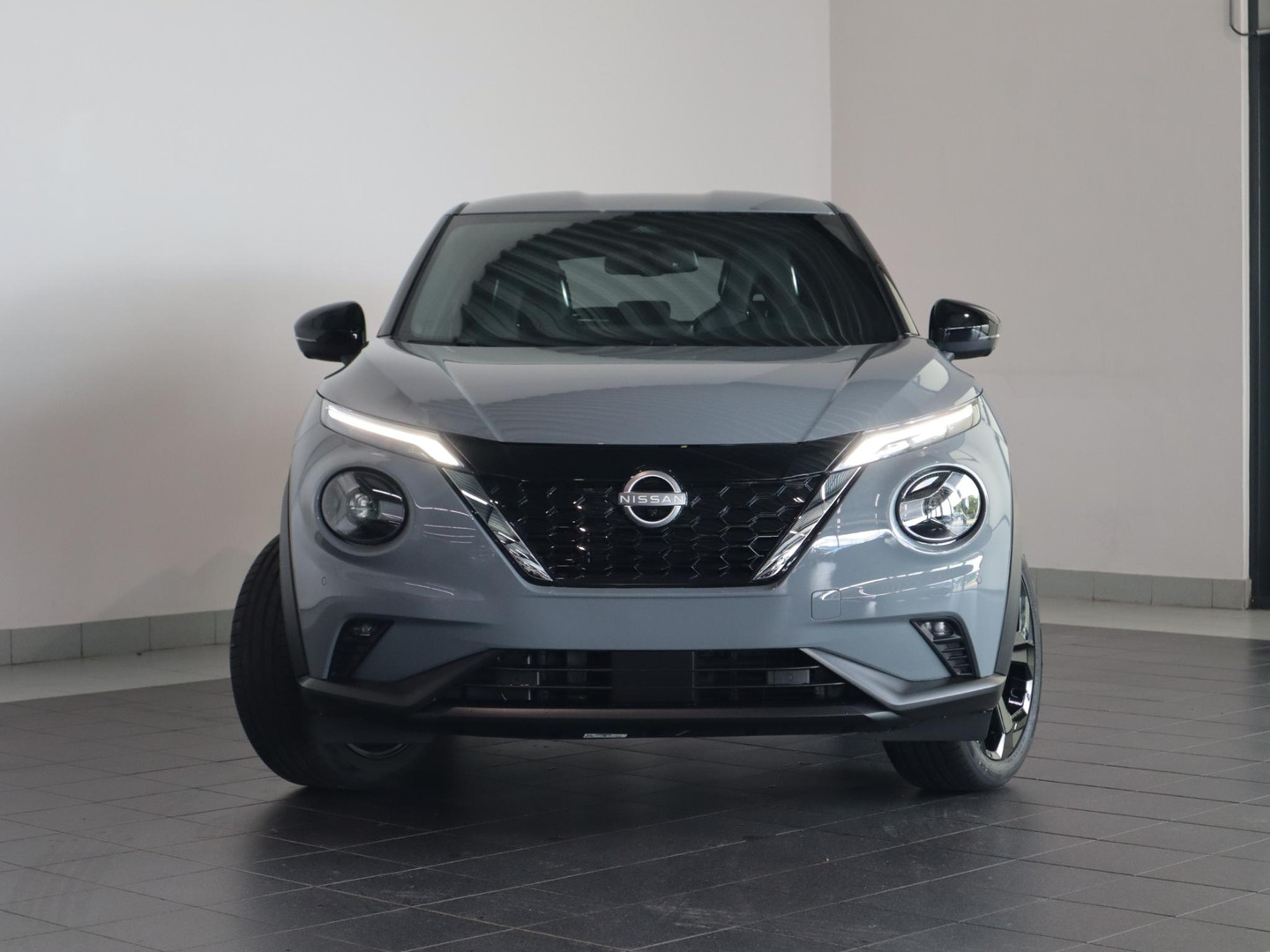 Nissan Nissan