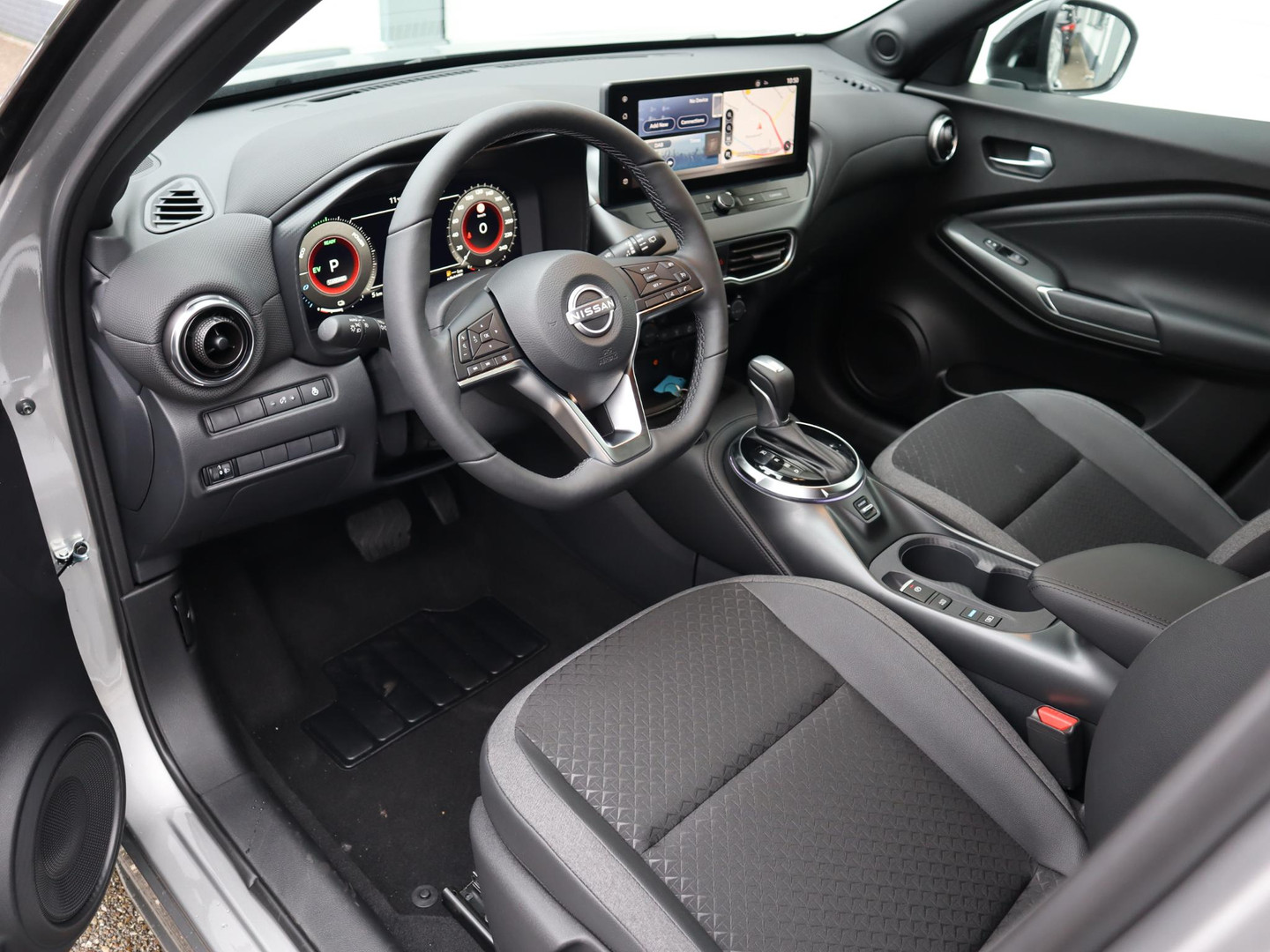 Nissan Nissan
