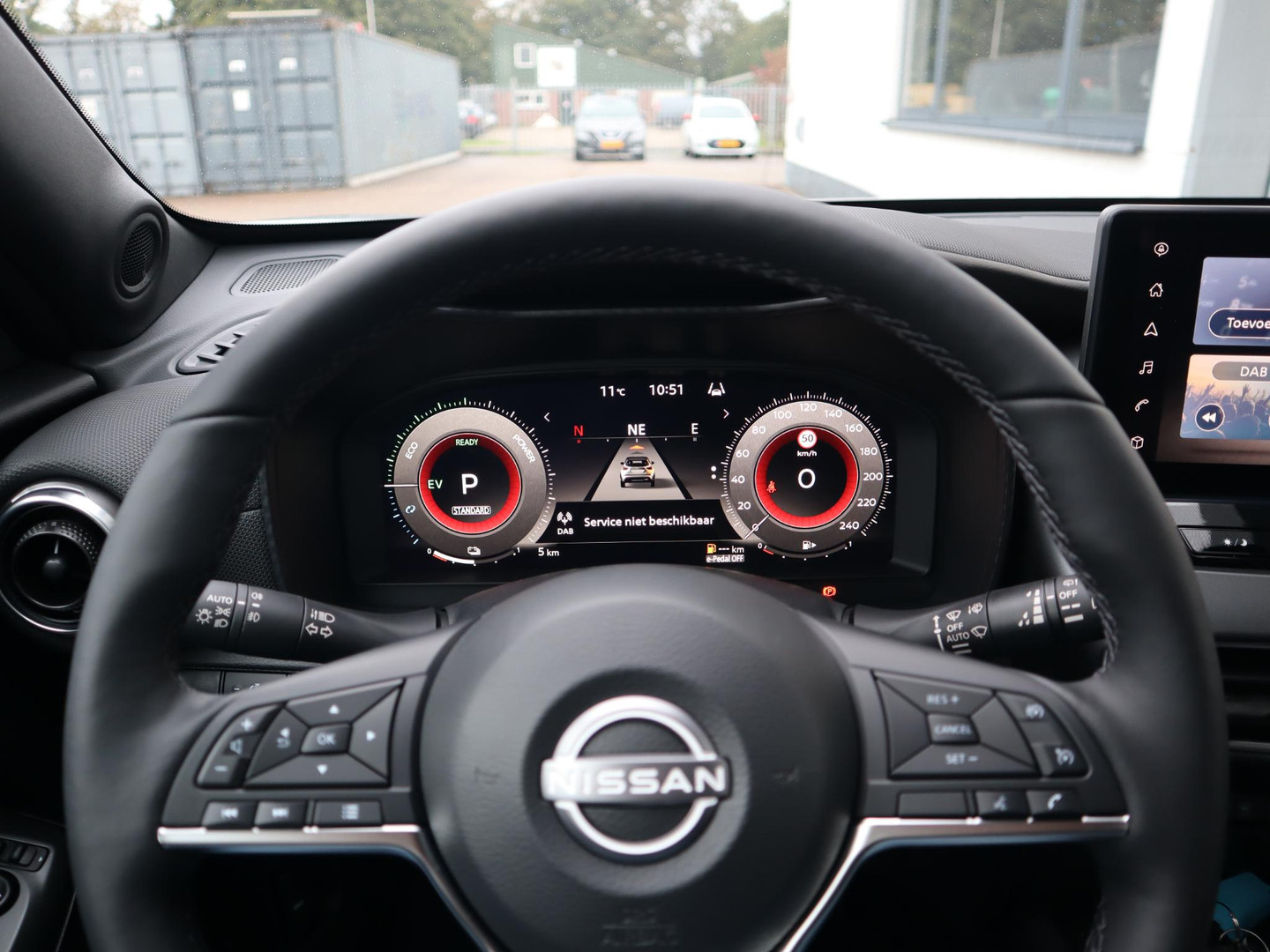 Nissan Nissan