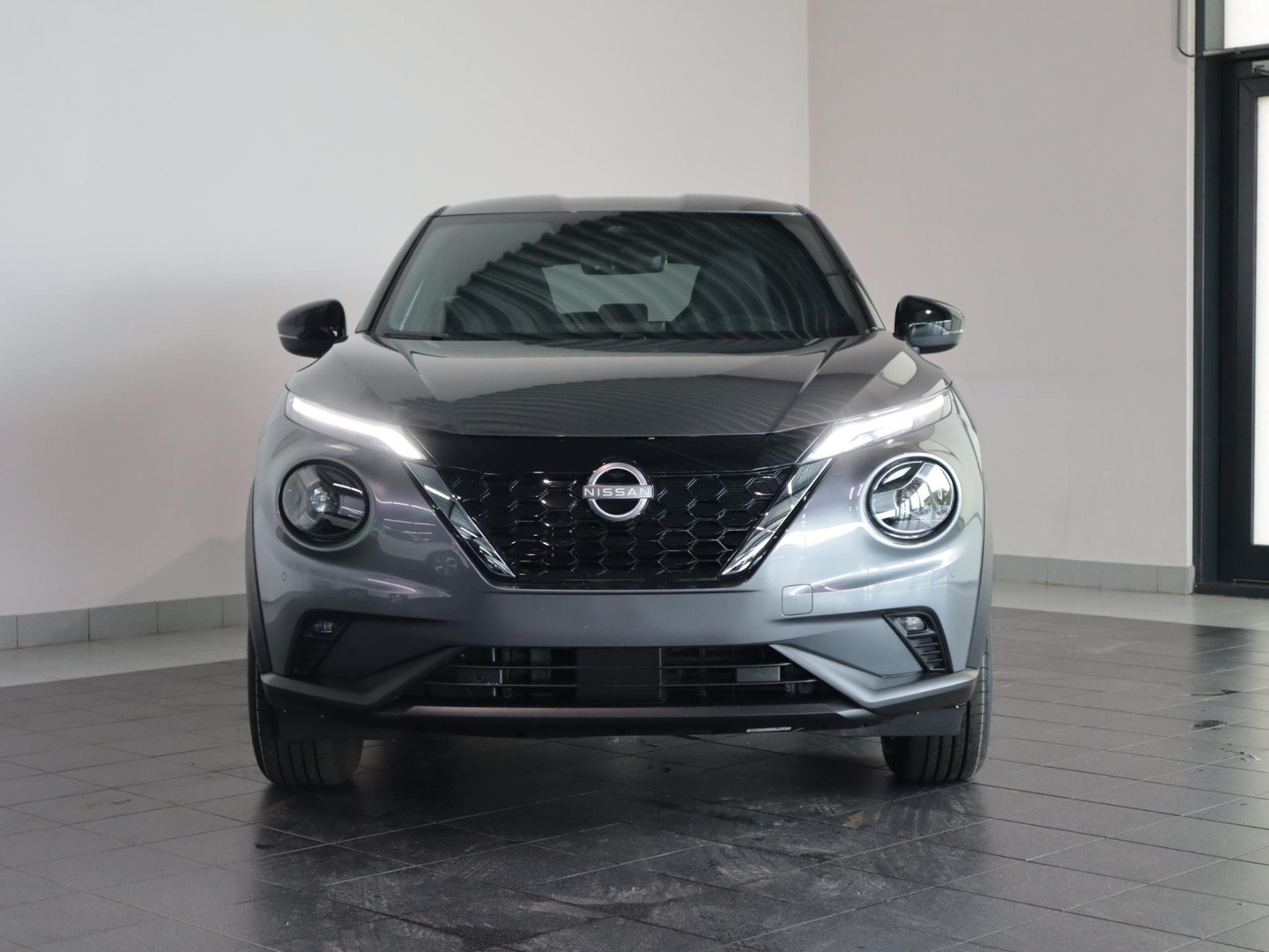 Nissan Nissan