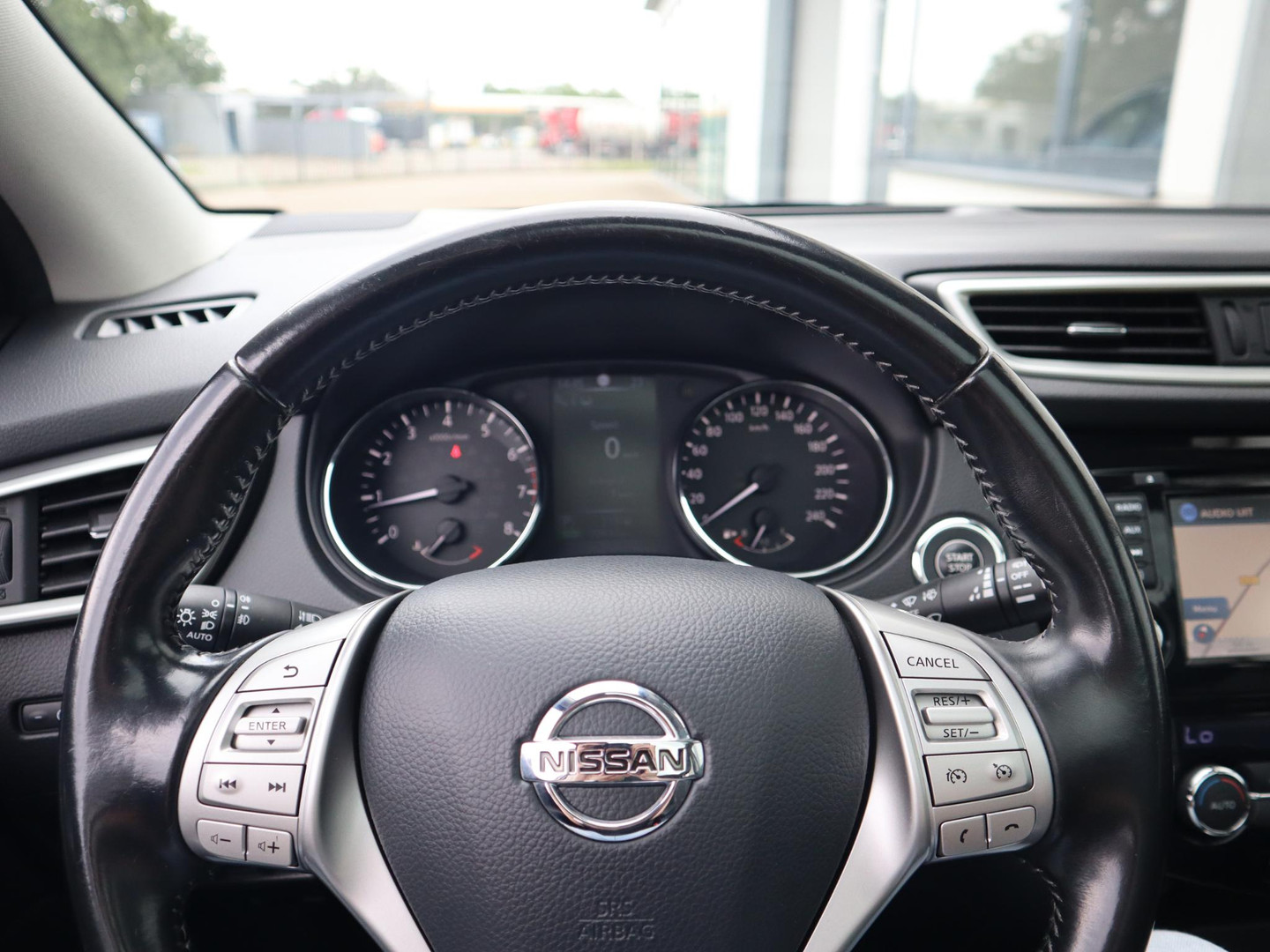Nissan Nissan