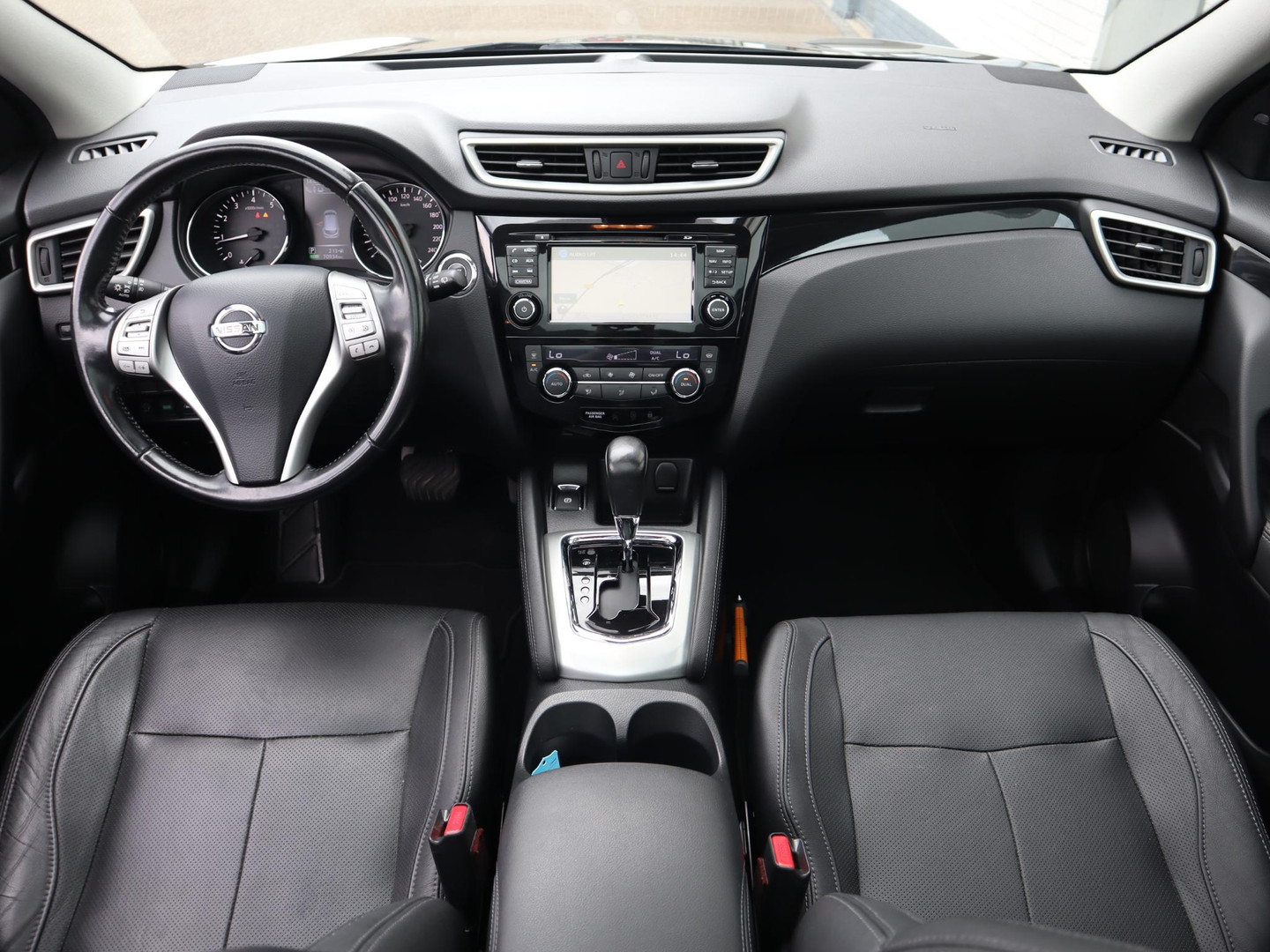 Nissan Nissan