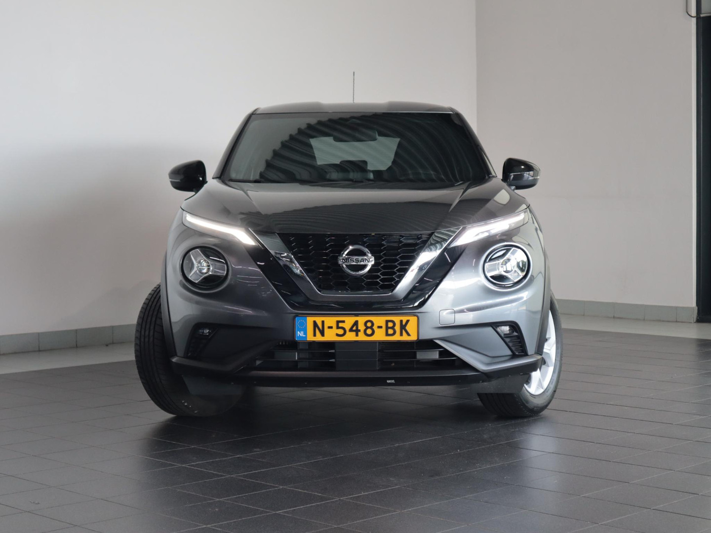 Nissan Nissan