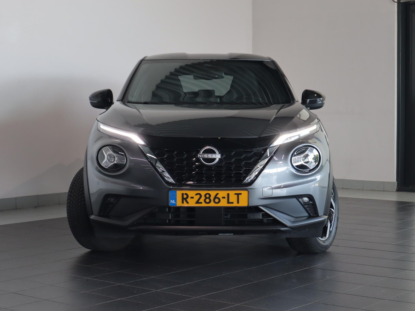 Nissan Nissan