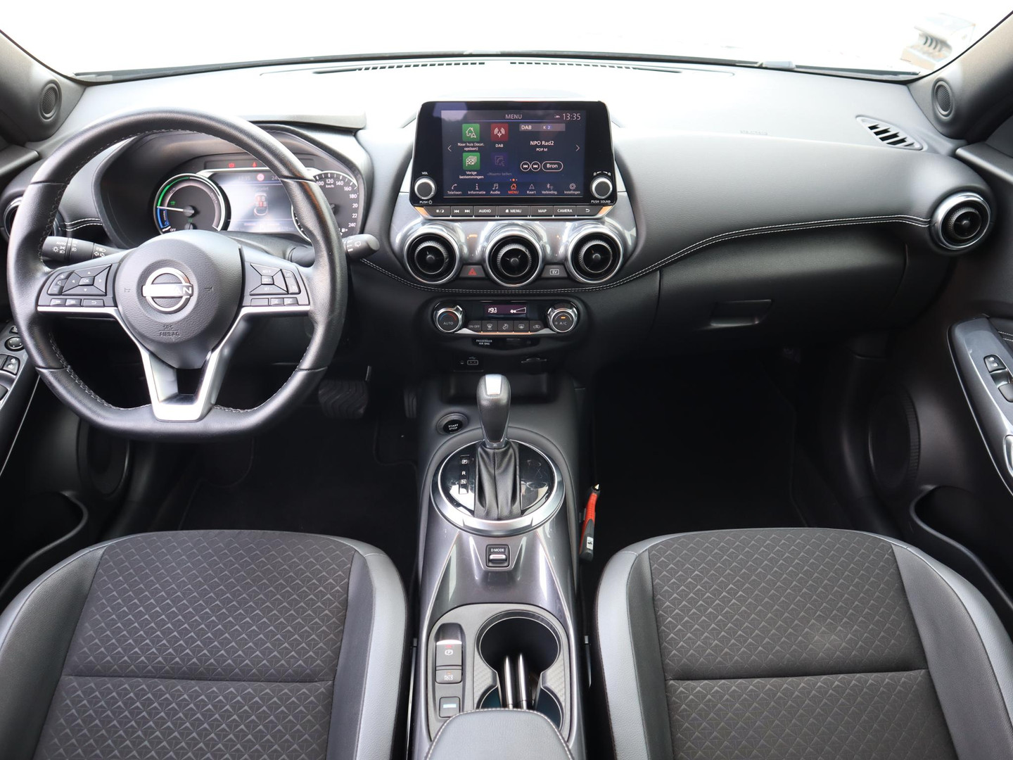 Nissan Nissan