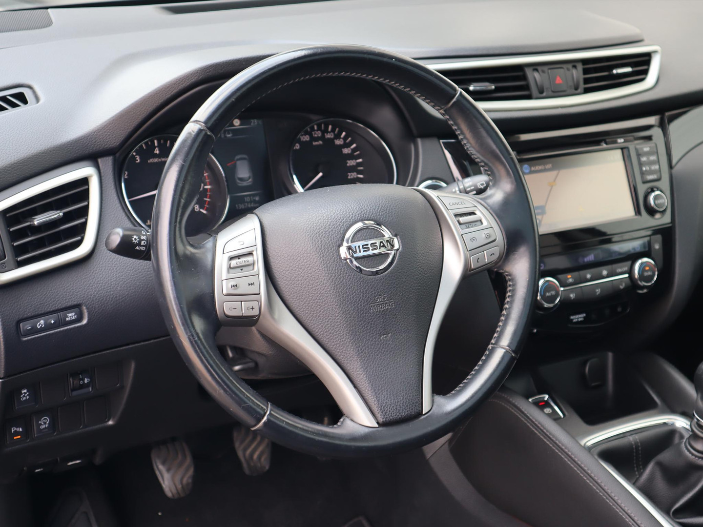 Nissan Nissan