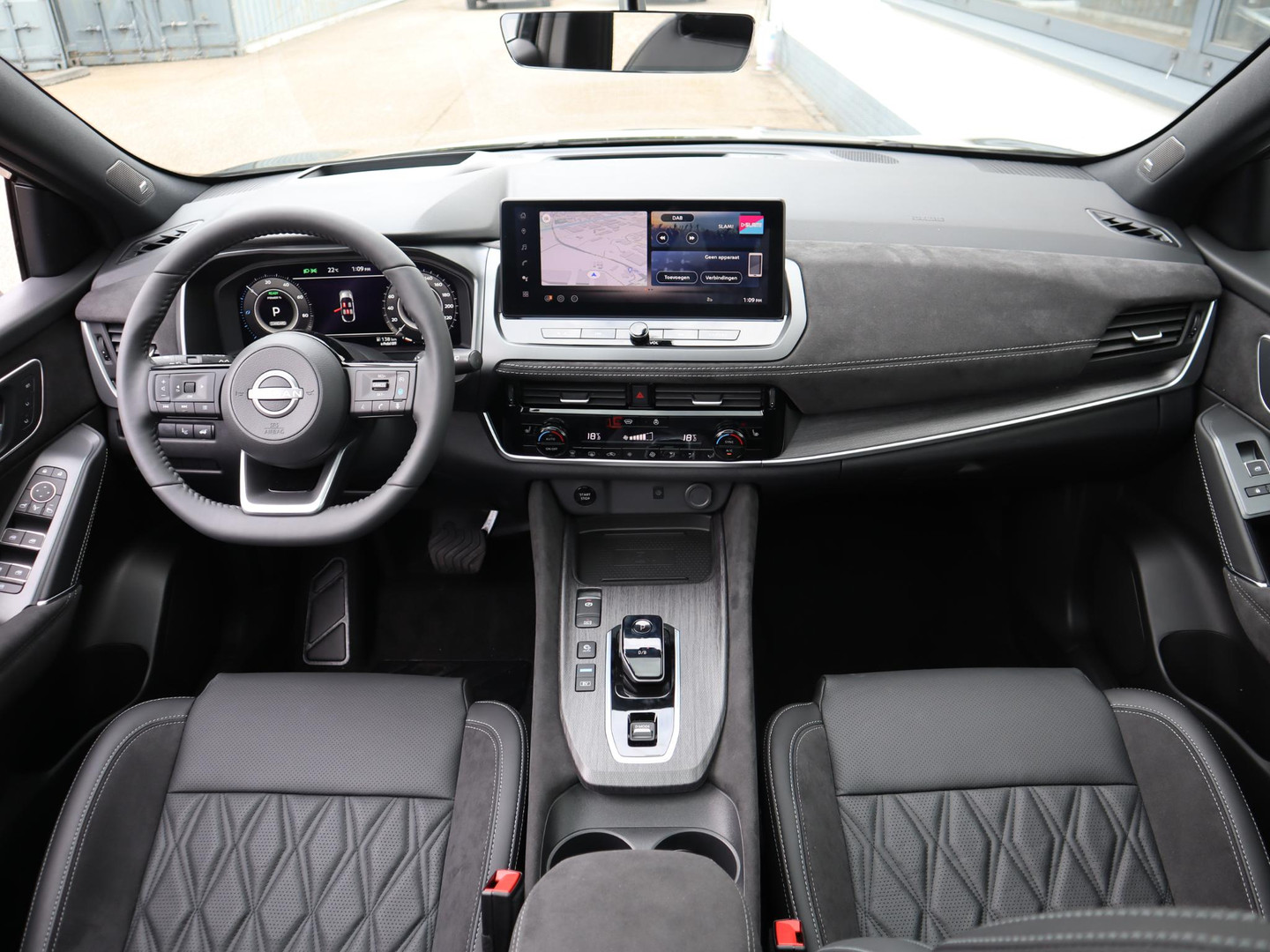 Nissan Nissan
