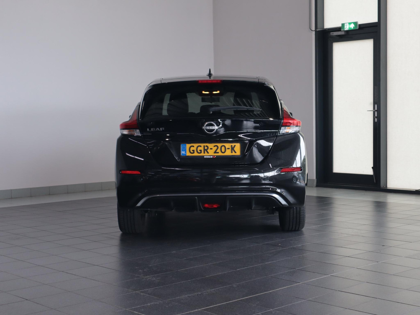 Nissan Nissan