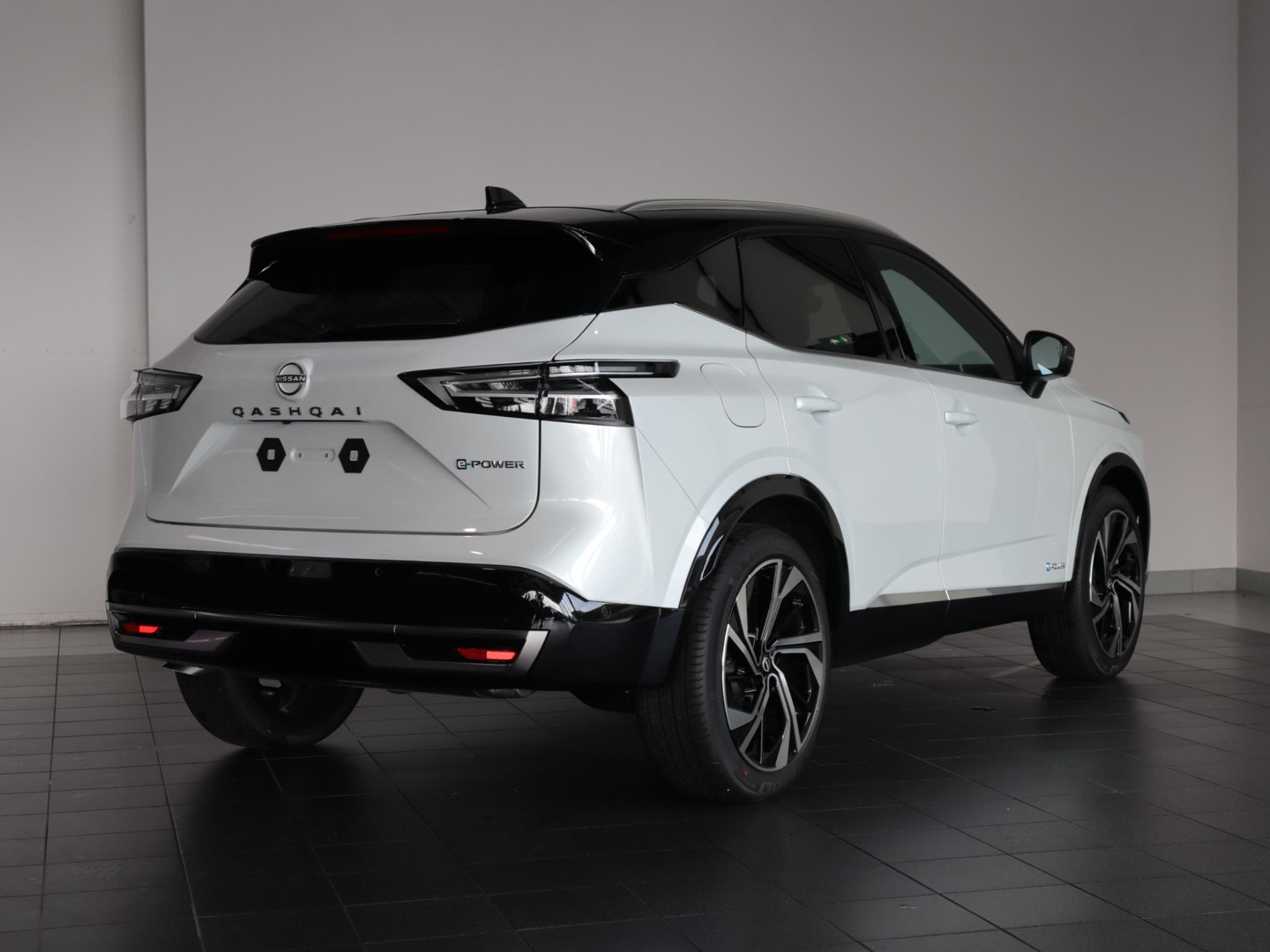 Nissan Nissan