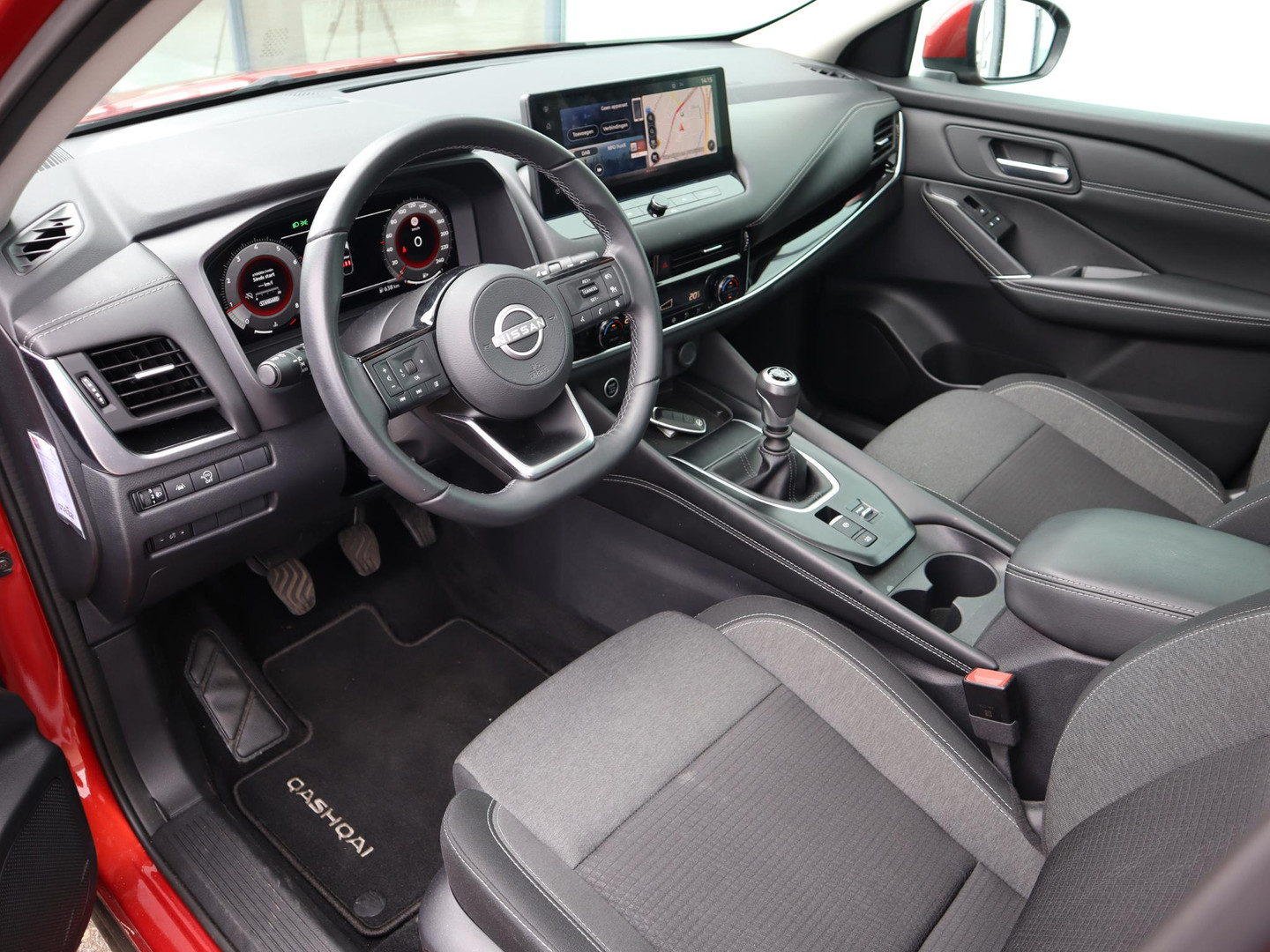 Nissan Nissan