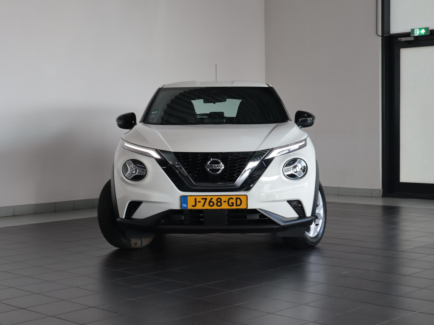 Nissan Nissan