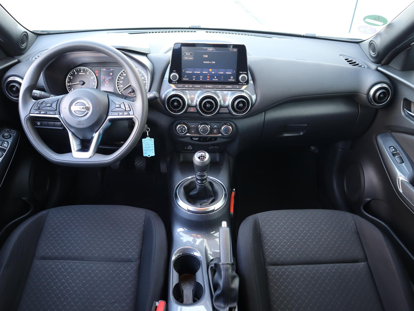 Nissan Nissan