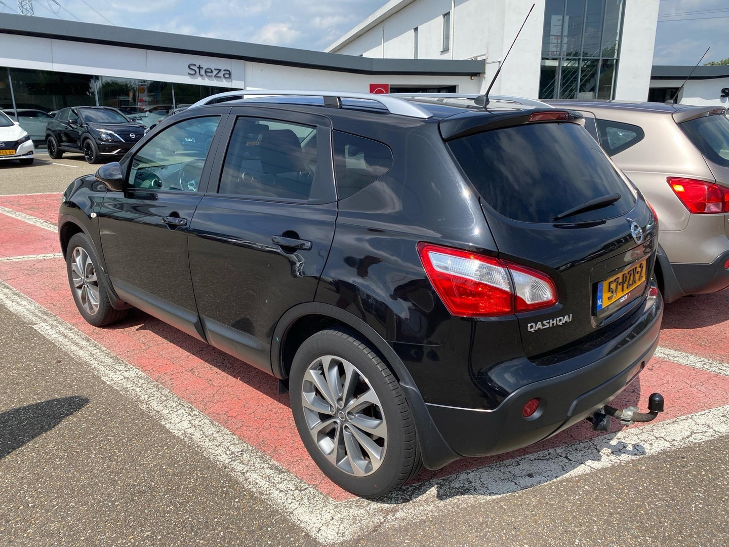 Nissan Nissan