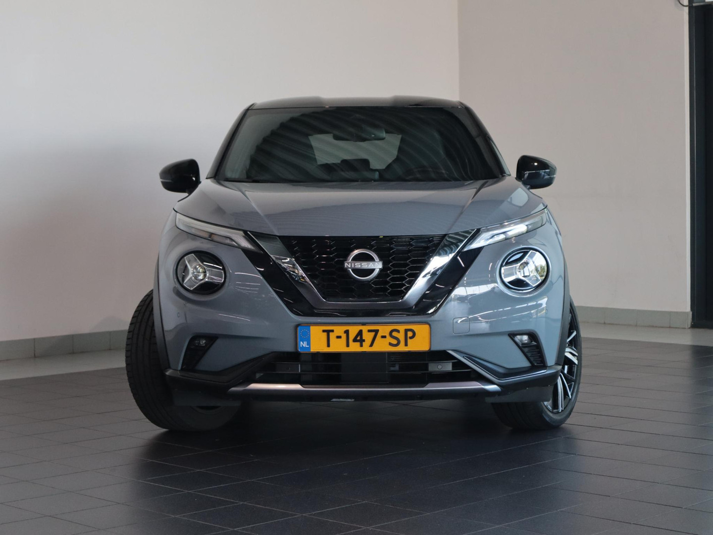 Nissan Nissan